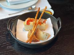 餐前面包-当米亚诺意大利餐厅(武汉光谷凯悦酒店)