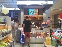 -来伊份(我格广场武宁路店)