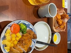 -8PINTS八品脱·日料·烧鸟·精酿小酒馆(莘庄店)