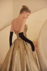 -纯色时光婚纱艺术馆WHITE