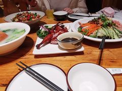 -老滇山寨•云南特色菜•地方菜•民族风情歌舞表演(金碧店)