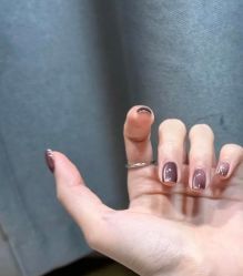 -桃色美甲沙龙