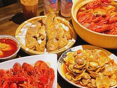-聚汇三少·龙虾·中餐厅(莫邪路新天地店)