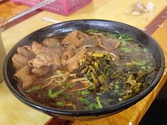 -小龙大肉面馆
