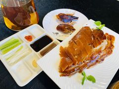 -正德楼果木烤鸭·渔家菜(东港店)