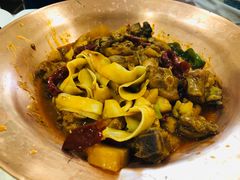 新疆大盘鸡-西部马华清真兰州牛肉面·烧烤夜市(关东店)