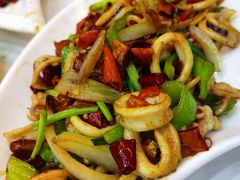 -覃记海鲜美食餐厅