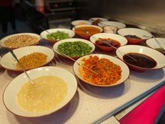 -八一路好吃街(雨田商务大厦店)