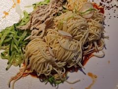 鸡丝拌面-桂满陇天书(南京德基旗舰店)