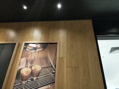 大堂-星巴克臻选(华堂·新辰汇店)