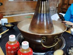 -果松木炭酸菜铜火锅·外婆参鸡汤