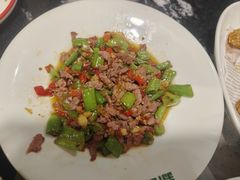 -新白鹿餐厅(百联中环店)