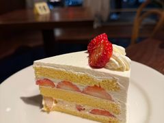 奶油草莓戚风-EAU CAFE(永康路店)