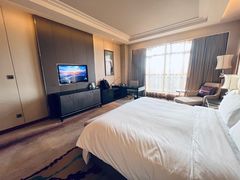-天津京基皇冠假日酒店