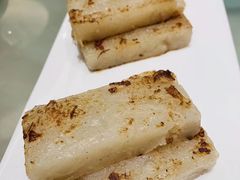 黄金球拼淮山卷-广州天河合景福朋喜来登酒店 · 聚味轩中餐厅