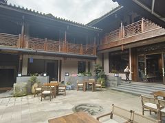 -华冠悠岚·庭院餐厅(青城后山店)