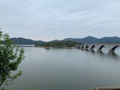 -四明湖