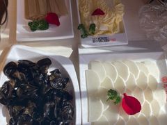 -思阁炭香火锅(学伟鑫城总店)