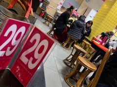 大堂-华辉拉肠(龙口东店)