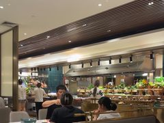 -金马门国际美食百汇(珞喻路店)