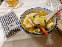 雕梅酸汤鲈鱼-泓0871臻选云南菜·味庄