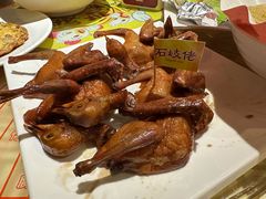 招牌烤乳鸽-石岐佬中山菜馆(张溪店)