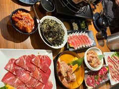 -山居屋炭火烧肉(厚街万达店)