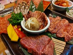 厚切拼盘-炼火烤肉店