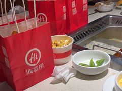 -海底捞火锅鲜切牛肉主题店(长寿路店)