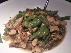 -费大厨辣椒炒肉(万家丽一店)