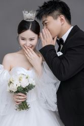-挪娅婚纱摄影皇家会所