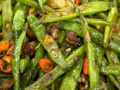 -堂瓦里·33年传统赣菜(第一街区店)