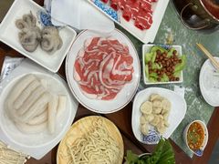 -楼外楼大刀肉传统火锅(西安大路店)