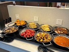 -上海虹桥中心爱琴海亚朵S酒店
