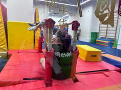 -蜩动儿童运动成长馆(恒生万鹂广场店)