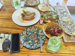 -LENBACH兰巴赫西餐啤酒坊(大连东港店)