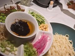 老北京炸酱面-贝勒爷·酥不腻烤鸭