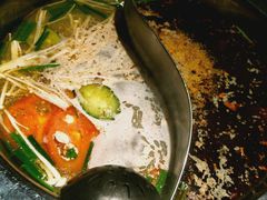 鸳鸯锅-袁记串串香(世欧王庄店)