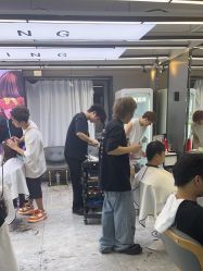 -藤野造型烫发染发