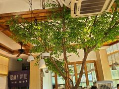 -蜜桃餐厅·伴山(湖滨商业街店)