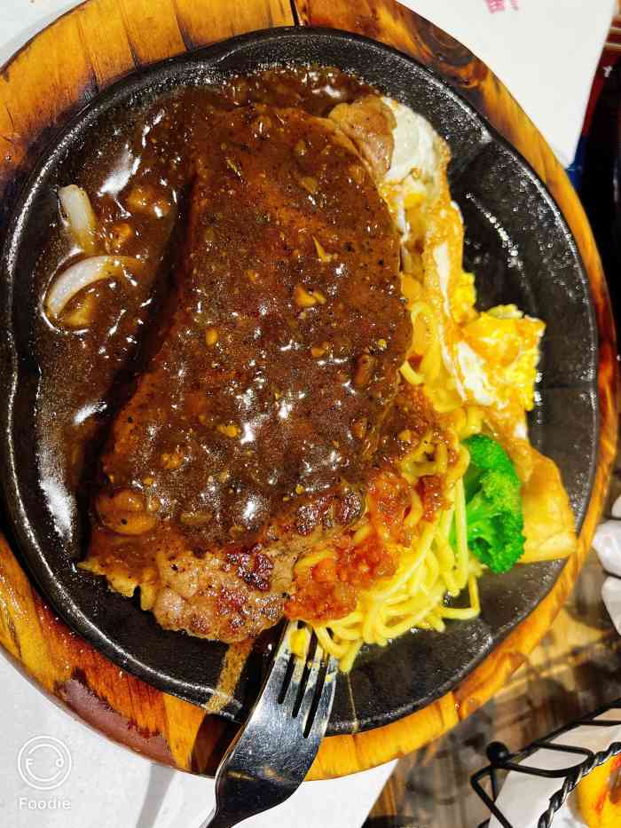 西缘牛排(荟聚购物中心店)-"饿到不行吃什么,肉啊,[害羞]战斧一个,.