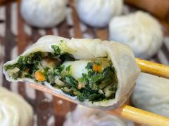 虾仁素馅小笼包-玖鲜小笼(中山广场店)