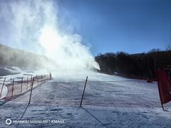 -中旅松花湖滑雪场