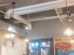 大堂-有局·成都市井烧烤·精酿啤酒(双楠店)