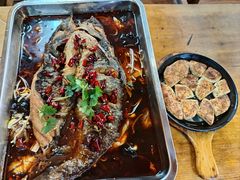 -老东镇啤酒屋海鲜加工·蒸汽海鲜·海鲜烧烤(台东店)