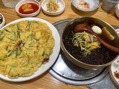 -24 新村雪浓汤(长白山烤肉店)