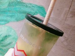 -星巴克(上海虹桥南丰城办公楼店)