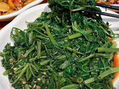 -益华家菜屋(世茂店)