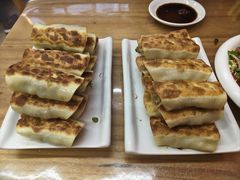 -小街锅贴(护国寺店)