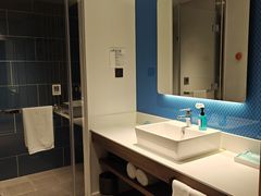 -珠海拱北口岸智选假日酒店